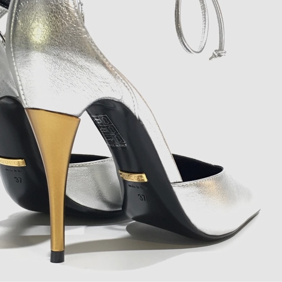 GUCCI ANKLE CUFF PUMPS -SILVER LEATHER / GOLD HEELS -US 7 -NEW - Picture 9 of 13